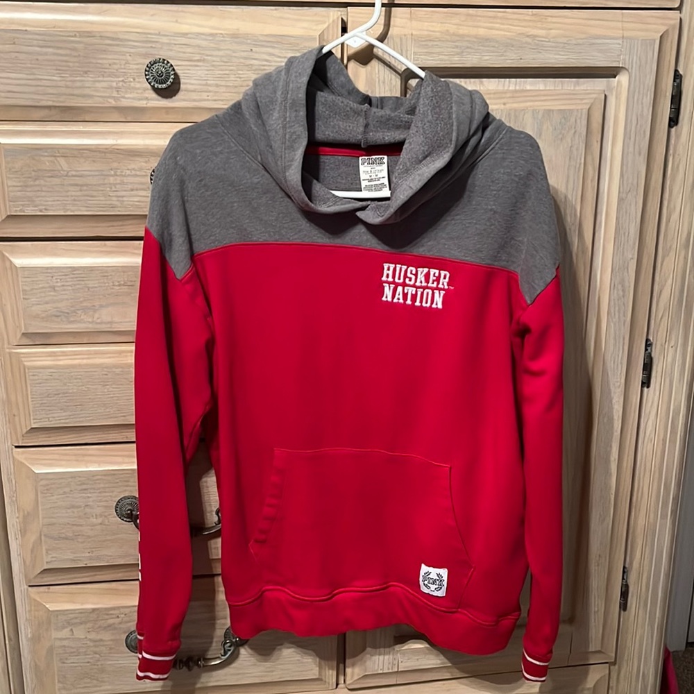 Nebraska Huskers hoodie sweatshirt VS PINK size Medium